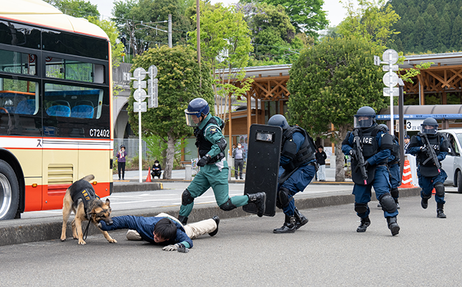 テロ対処合同訓練の様子